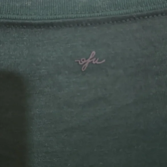 UO Out From Under Cropped Tee Green Small - Picture 4 of 6